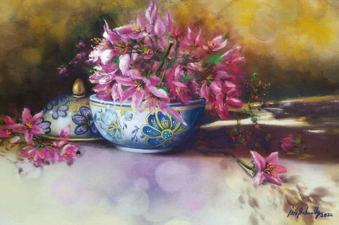 These “Brilliant” Artworks Use Pastel as a Medium